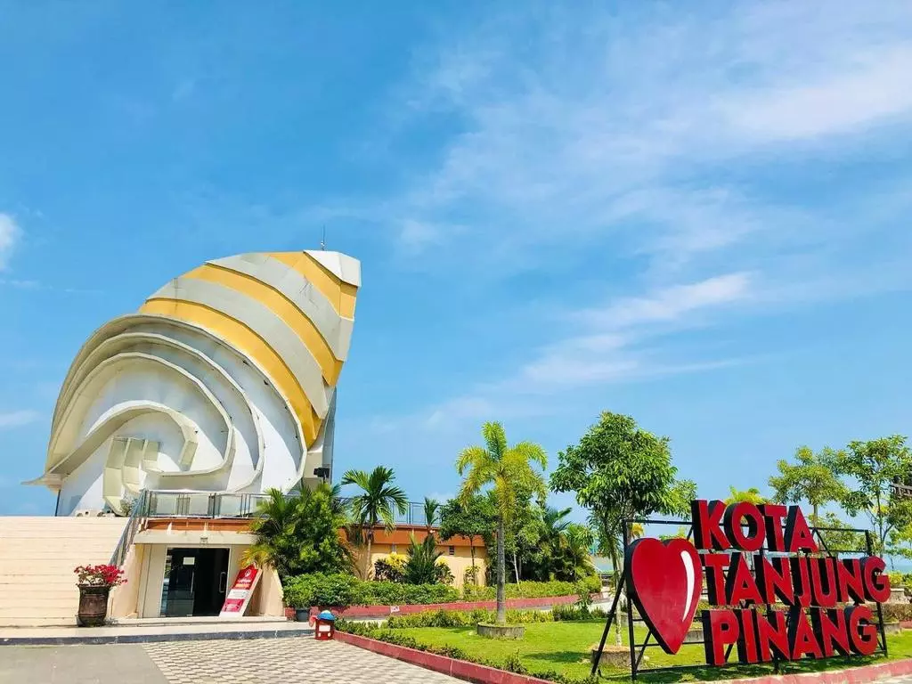 Gambar Gedung Gonggong